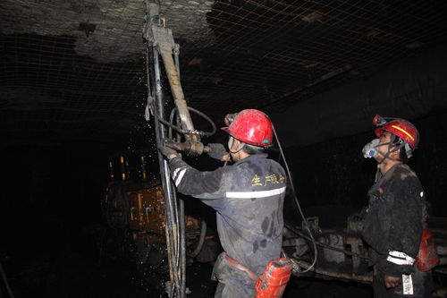 陜北礦業(yè)生產服務分公司打造技術創(chuàng)新 新名片